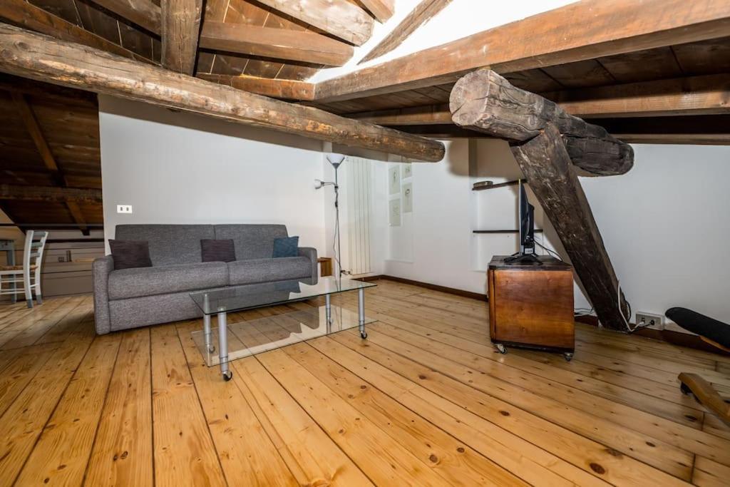 Wonderful Two Floors Apartment Мілан Екстер'єр фото