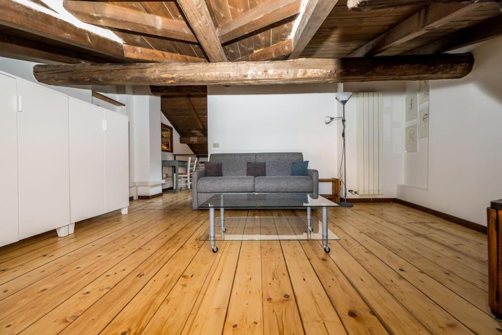 Wonderful Two Floors Apartment Мілан Екстер'єр фото